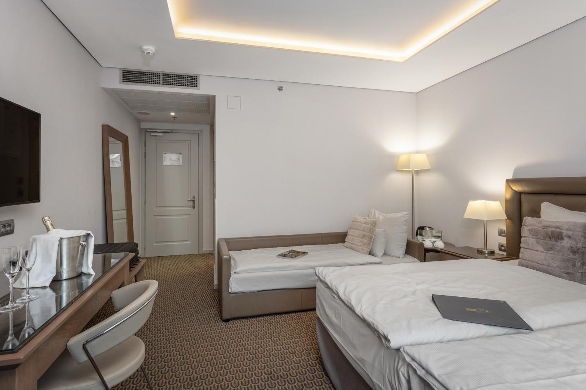 Royal 4* Praha